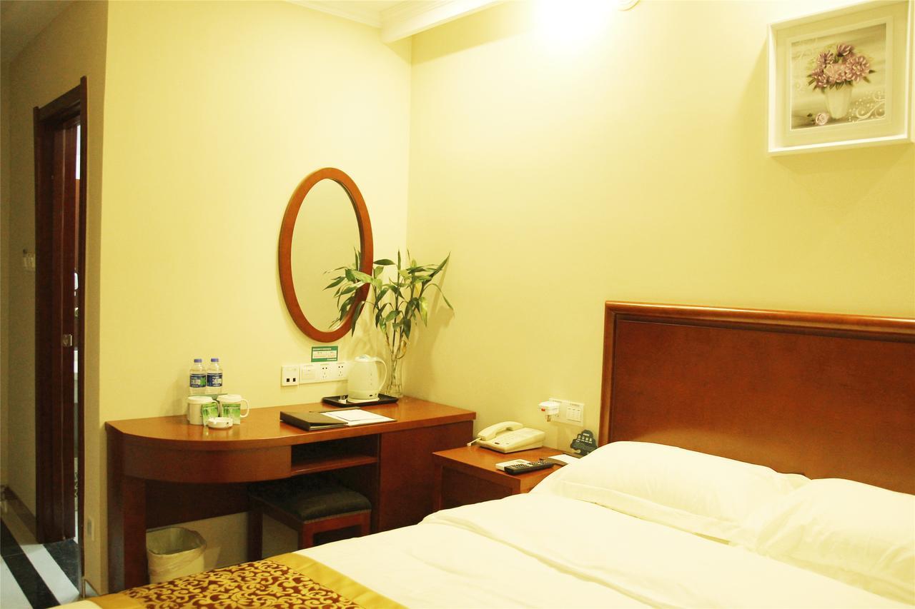 Greentree Inn Anhui Wuhu Fangte North Changjiang Road Business Hotel Экстерьер фото